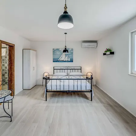 Sweet Coral * Podglavica