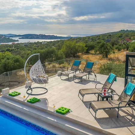 Sweet Coral فيلة Podglavica