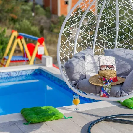 فيلة Sweet Coral Podglavica