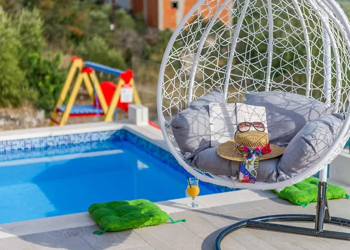 Villa Sweet Coral Podglavica